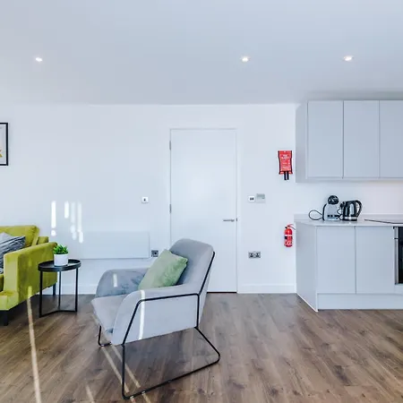 Hilltop Serviced Apartments - Salford Quays Manchester Extérieur photo