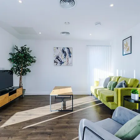Hilltop Serviced Apartments - Salford Quays Manchester Extérieur photo