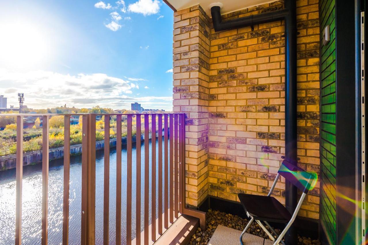 Hilltop Serviced - Salford Quays Apartamento